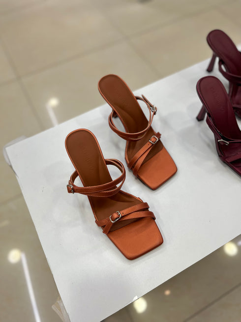 Double Adjustable Straps Slid On Heels